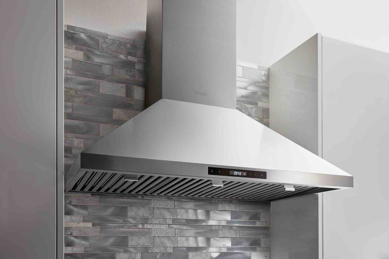 Thor Kitchen 36" Wall Mount LED Light Range Hood in Stainless Steel (HRH3607)